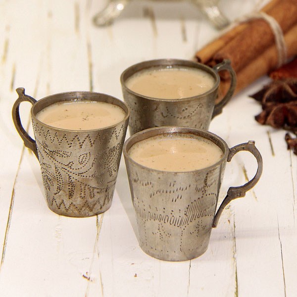 Gribe şifa: Evde chai tea latte yapımı