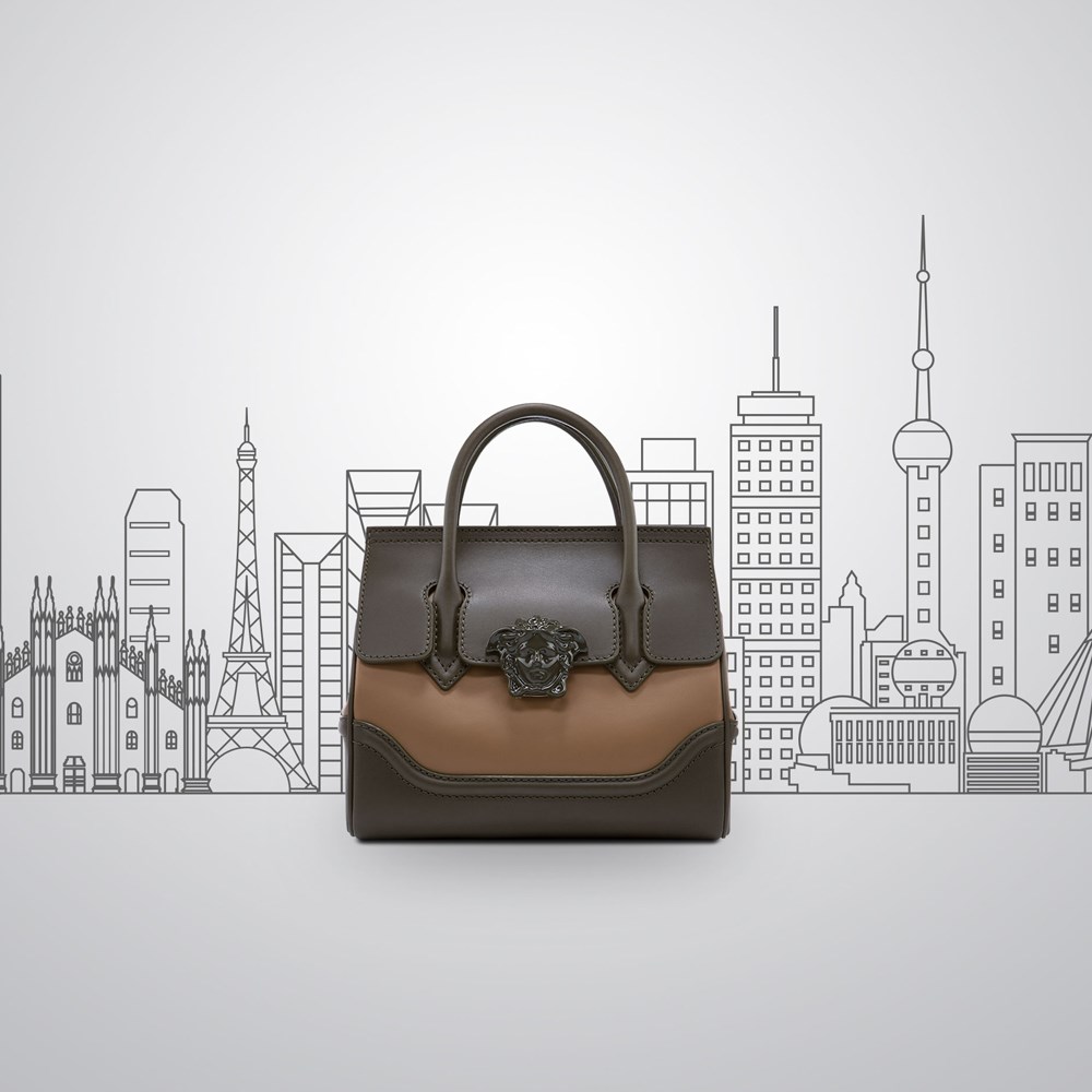 Versace'den 7 şehre özel çanta yarışması