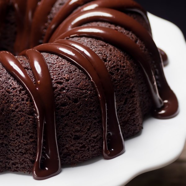 Bol çikolatalı ıslak kek tarifi