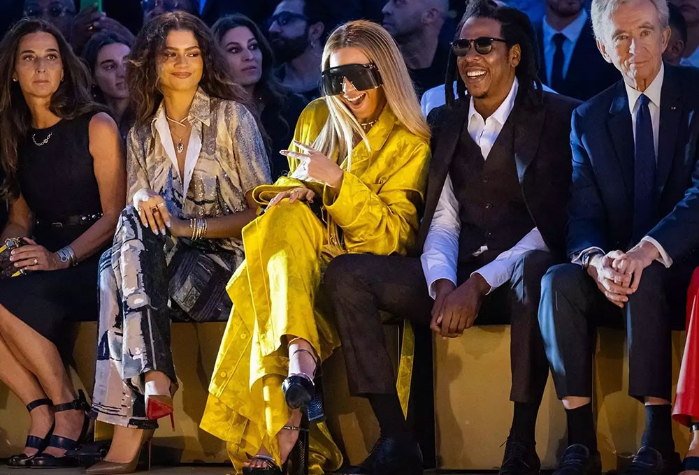Ünlüler, Pharrell Williams'a destek için Louis Vuitton defilesine akın etti