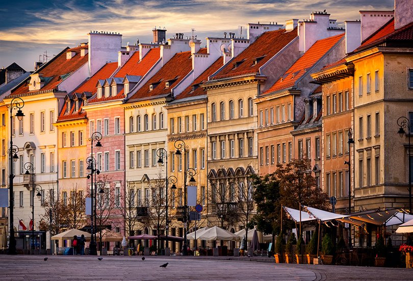 Küllerinden yeniden doğan şehir Varşova
