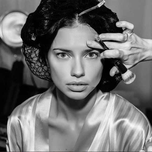 Yeni yılın habercisi Victoria's Secret defilesi
