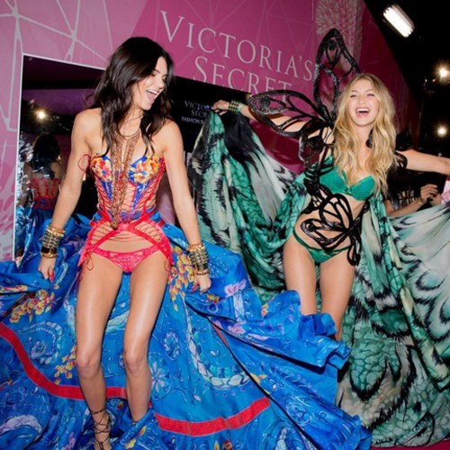Yeni yılın habercisi Victoria's Secret defilesi
