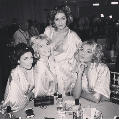 Yeni yılın habercisi Victoria's Secret defilesi