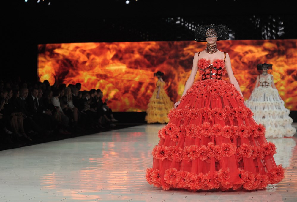 Alexander McQueen evine dönüyor