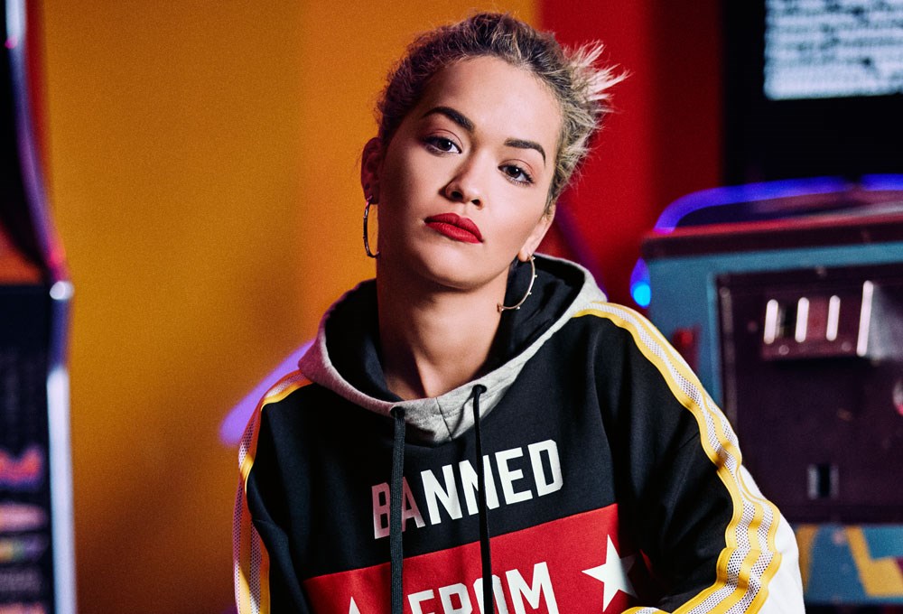 Rita Ora normale meydan okuyor