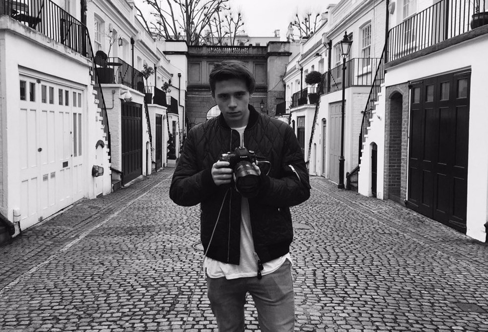 Brooklyn Beckham fotoğrafçıları kızdırdı