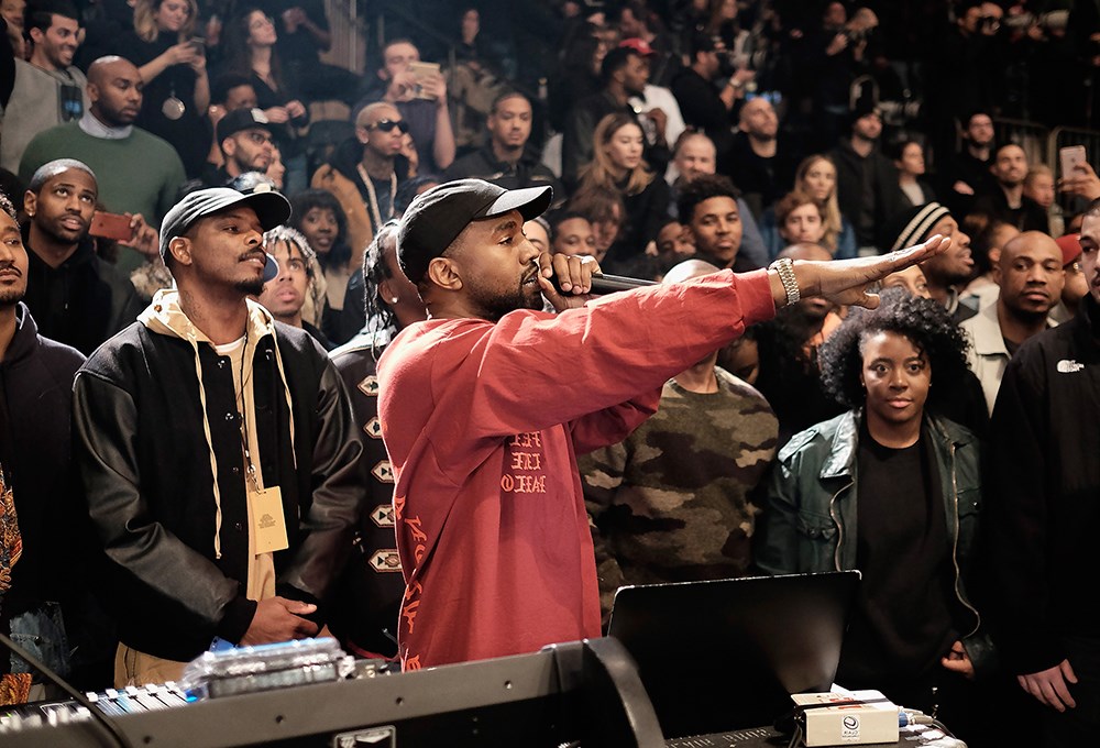 'Modanın geleceği': Kanye West Yeezy Season 3