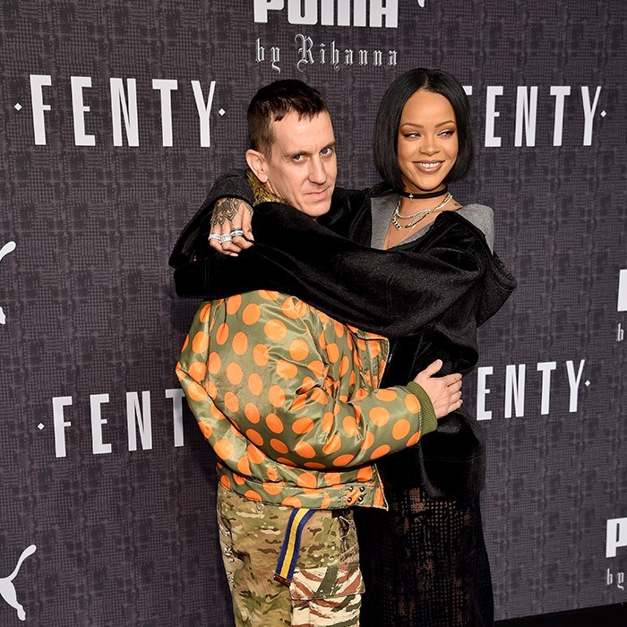 Rihanna'dan 90'lara övgü
