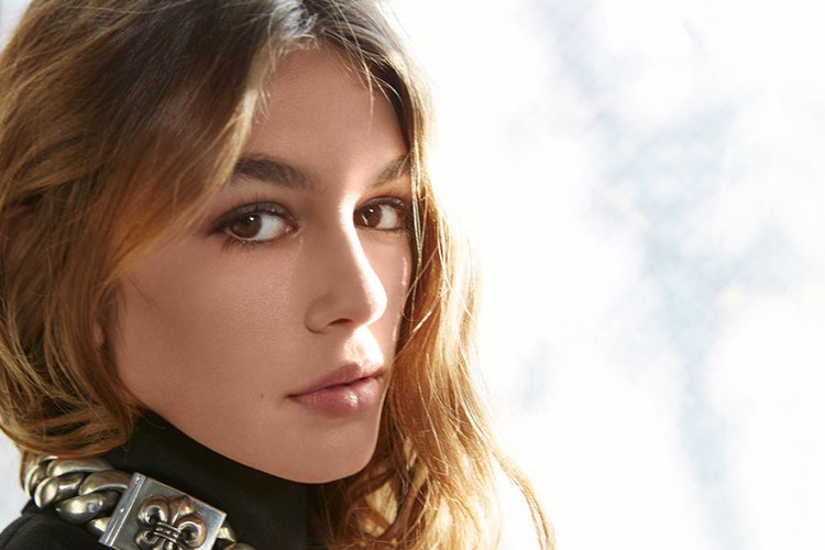 Kaia Gerber ile tanıştınız mı?