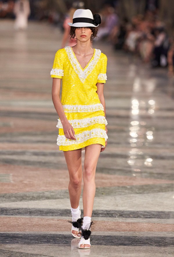 Chanel Cruise 2016-17