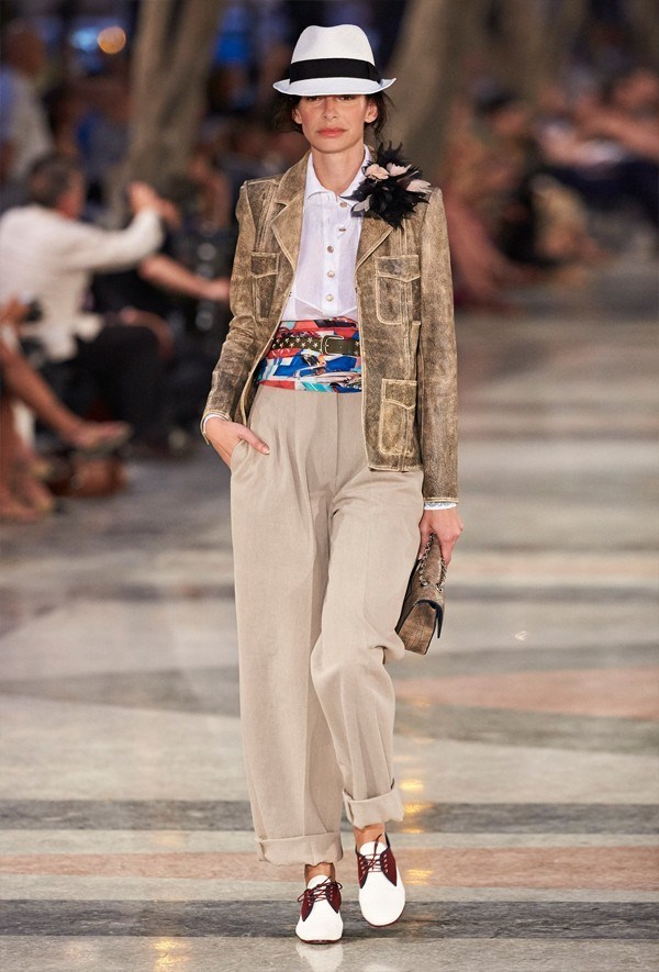Chanel Cruise 2016-17