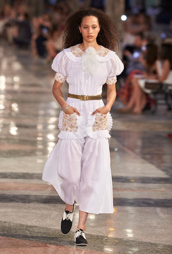 Chanel Cruise 2016-17