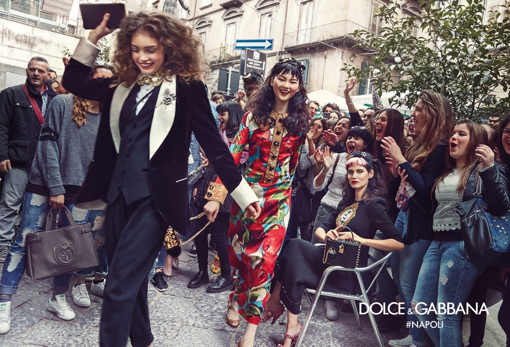 Dolce&Gabbana Napoli sokaklarında