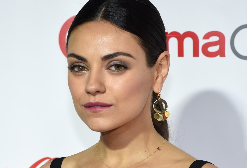 Mila Kunis ikinci kez anne olmaya hazırlanıyor