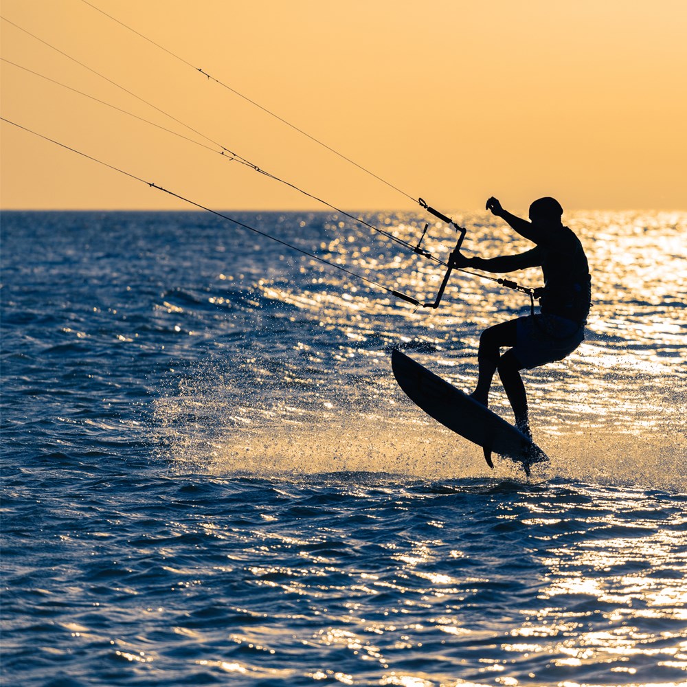 Yazın en eğlenceli sporu: Kitesurf