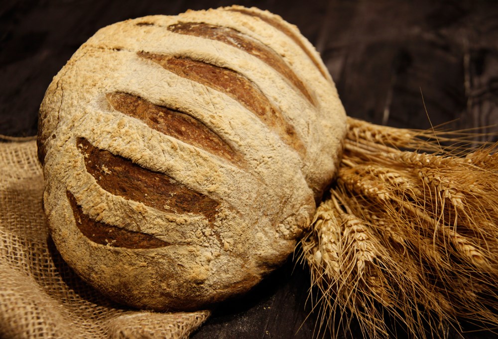 Ev yapımı ekşi mayalı ekmek tarifi