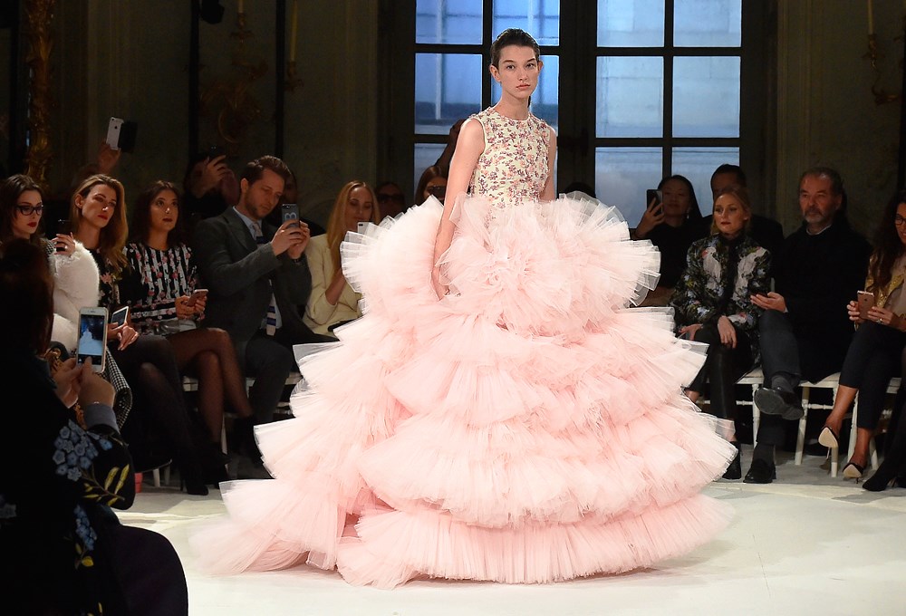 Giambattista Valli 2017 İlkbahar-Yaz Couture