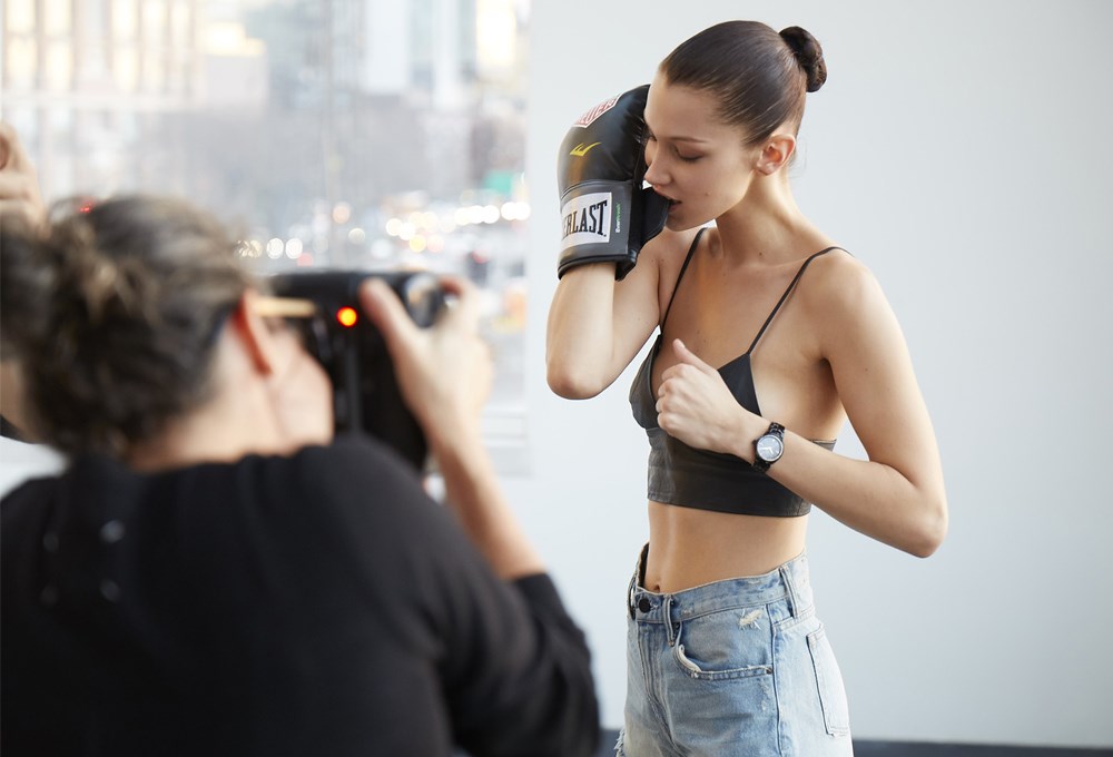 TAG Heuer’den Bella Hadid hamlesi