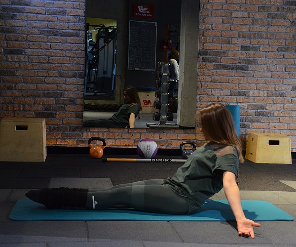 Güç ve esneklik sağlayan 4 kolay Pilates hareketi