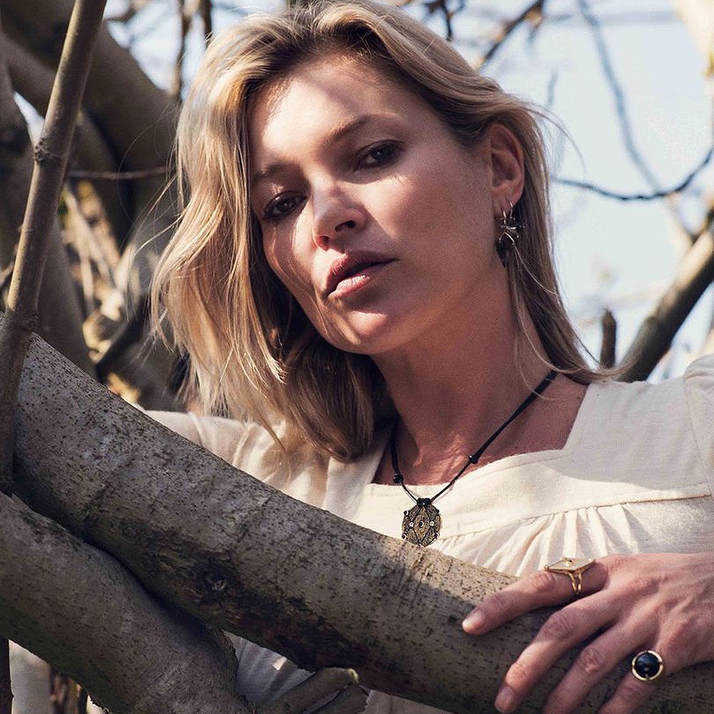 Kate Moss'tan takı koleksiyonu