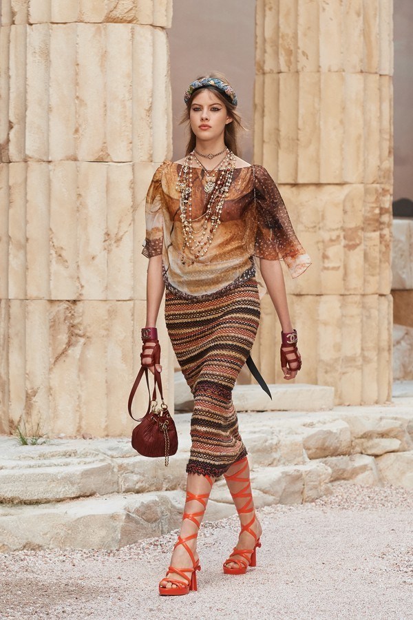 Chanel Cruise 2017-18