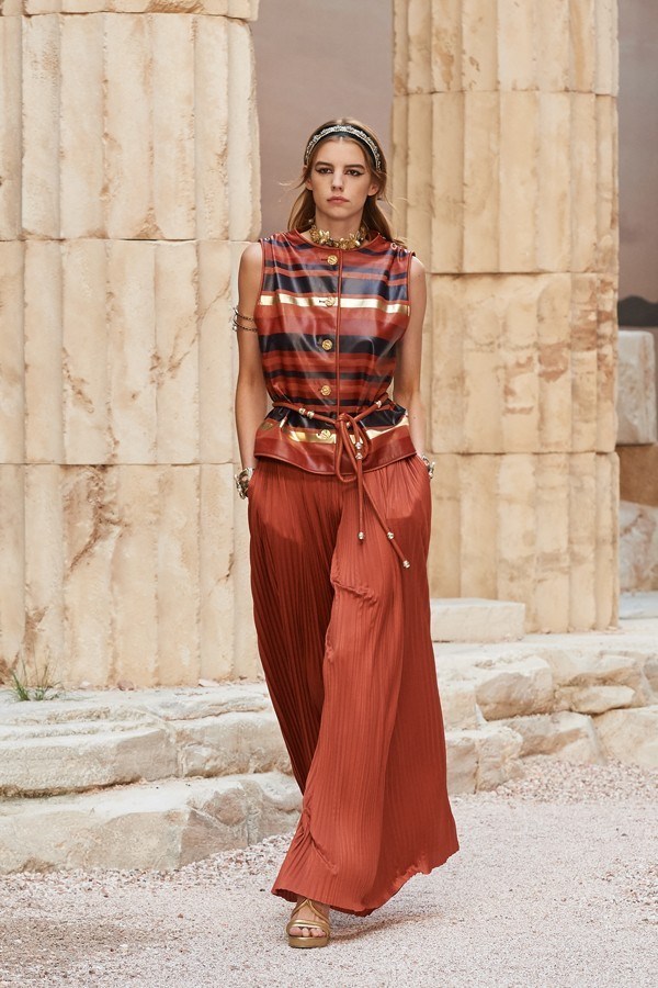 Chanel Cruise 2017-18