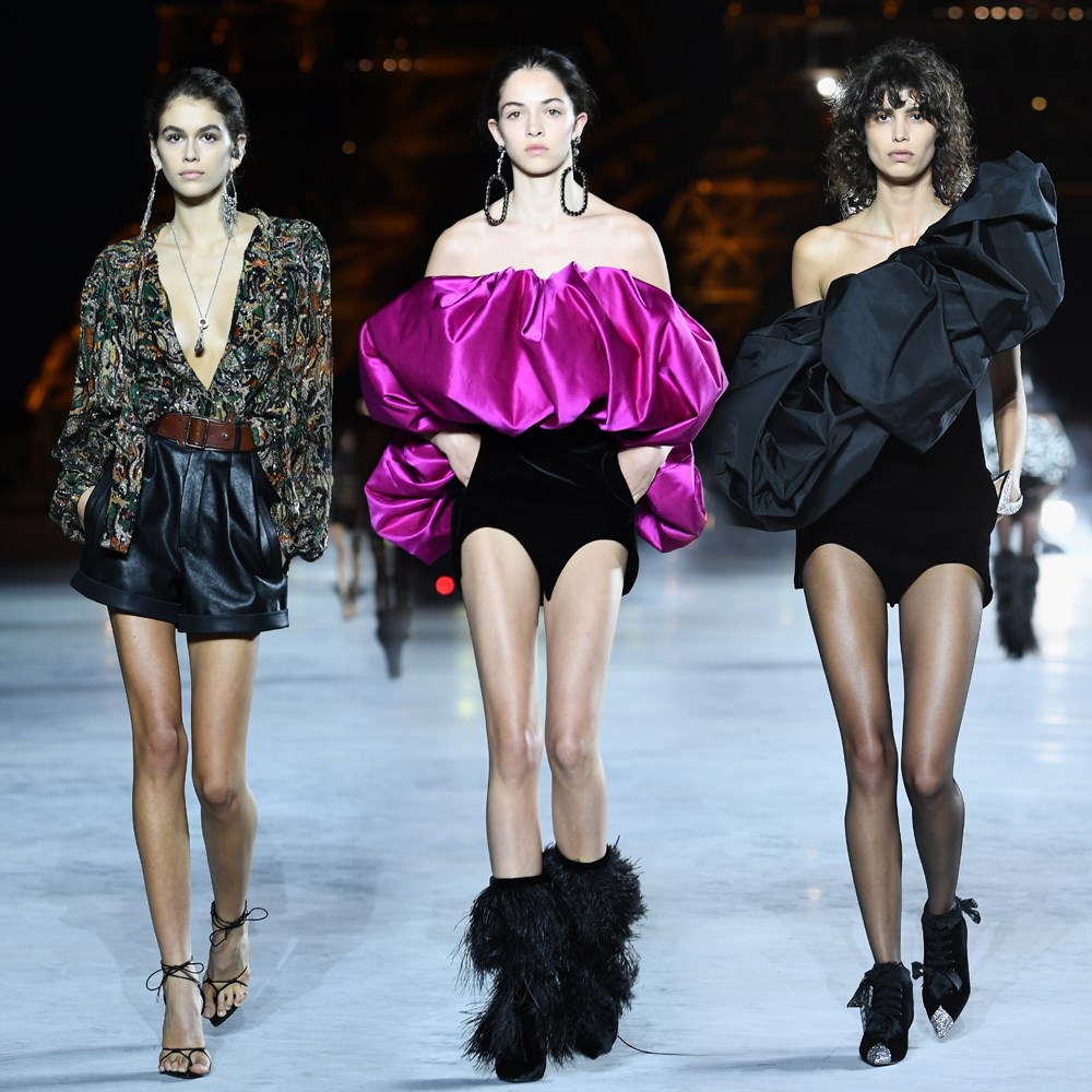 Paris Moda Haftası'ndan etkileyici başlangıç
