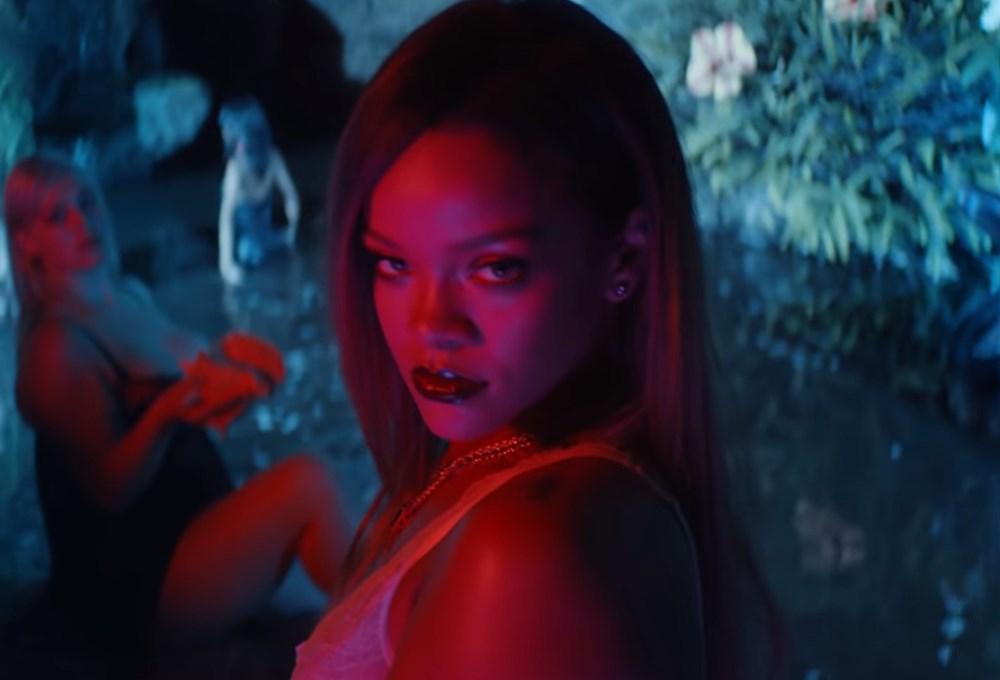 Rihanna yağmur ormanlarında