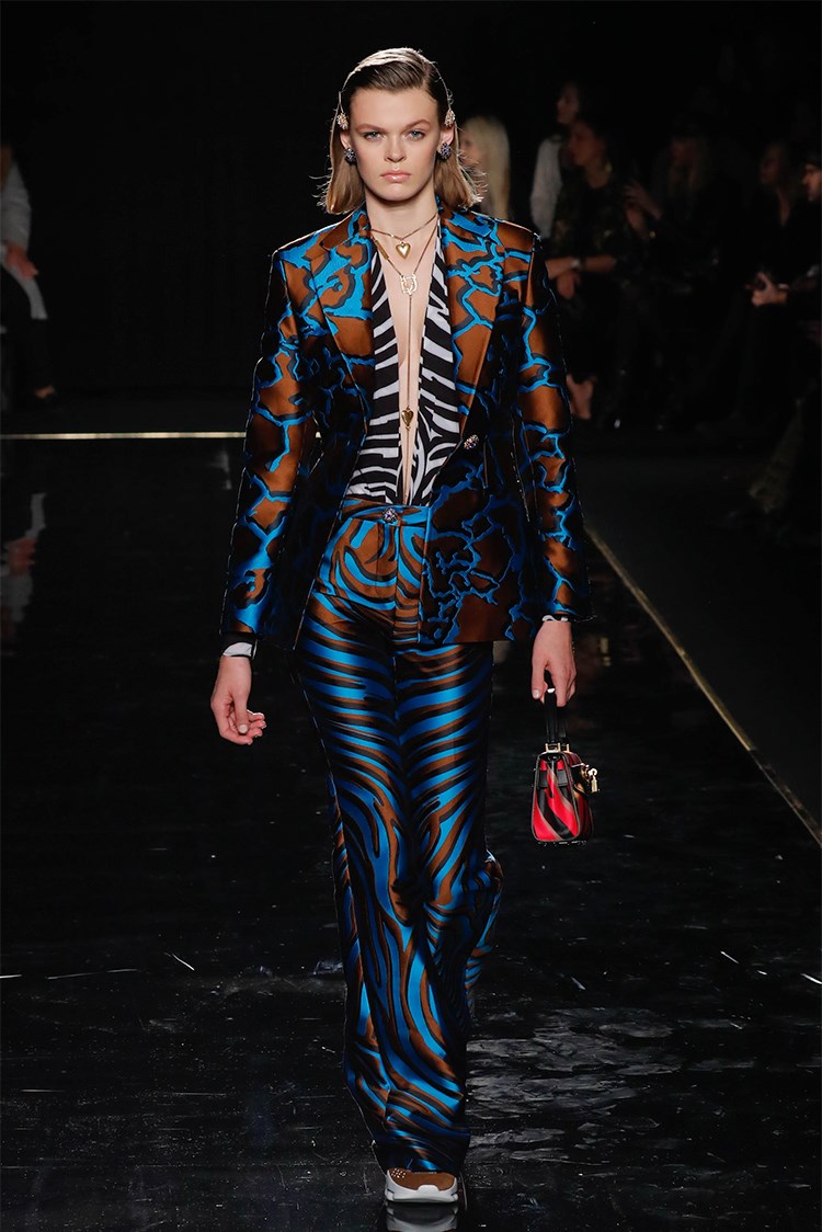 Versace Pre-Fall 2019 stil kodları