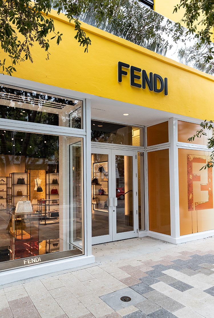 FENDI Peekaboo 10 yaşında