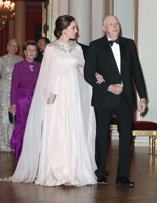 Kate Middleton'ın tercihi pembe