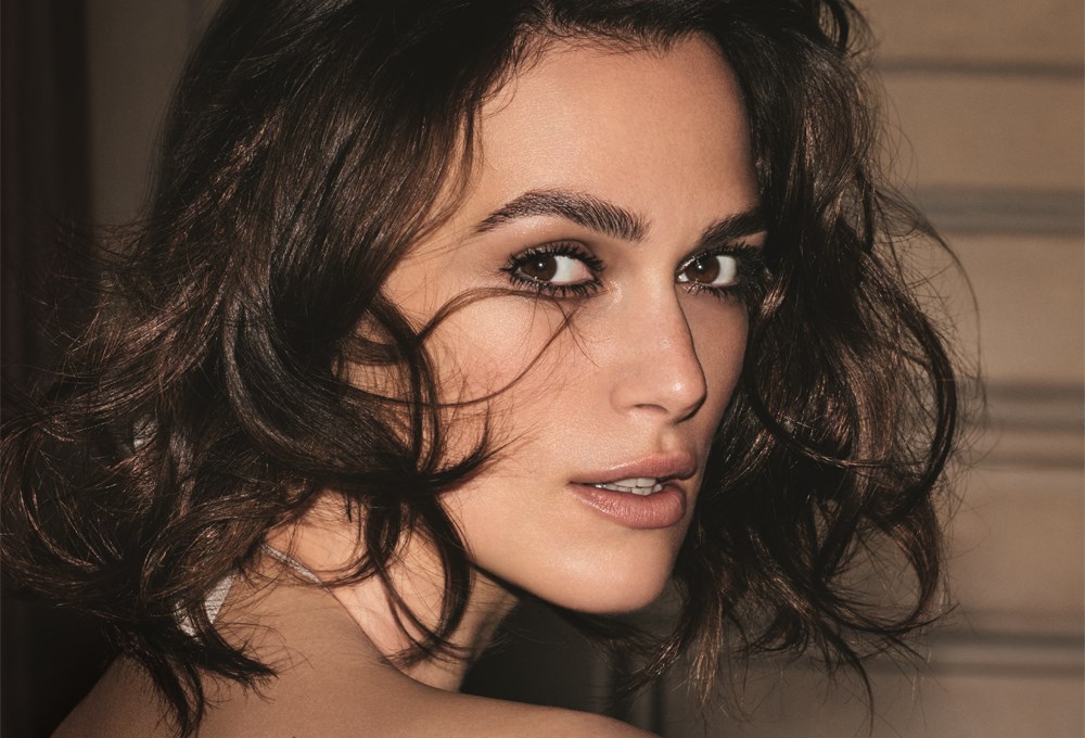 Keira Knightley partinin peşinde