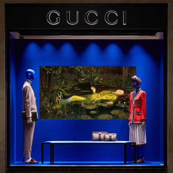 Gucci'den dijital vitrinler