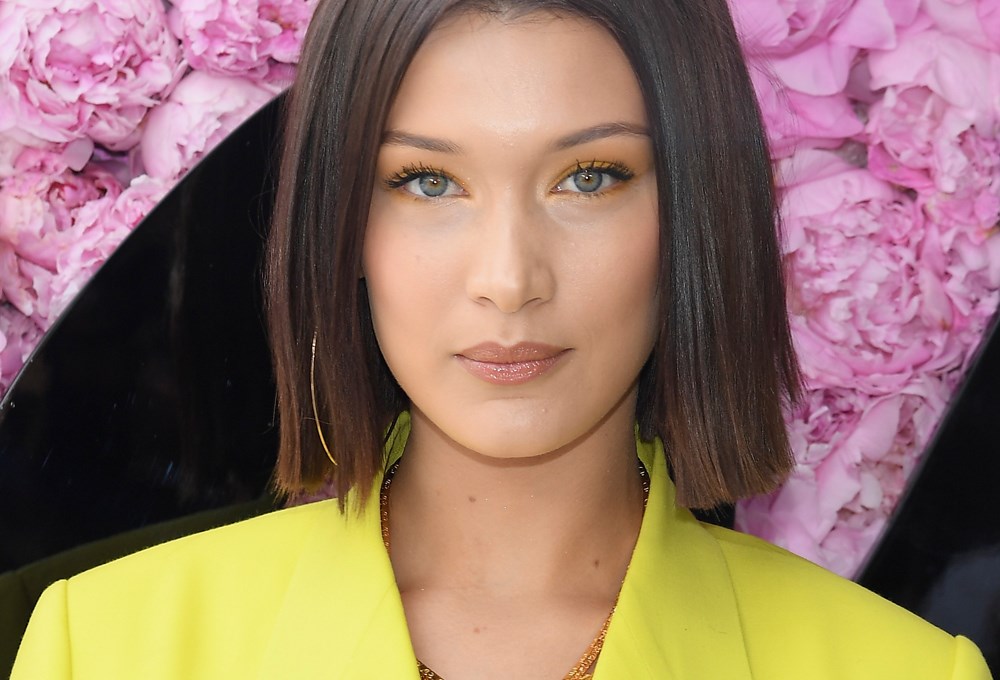 Bella Hadid'den çarpıcı makyaj