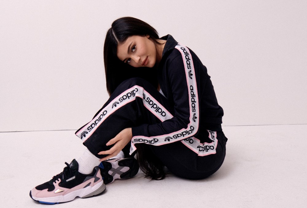 Kylie Jenner Adidas ailesinde