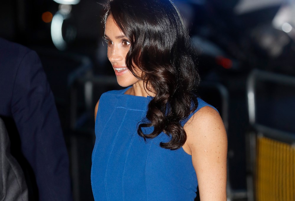 Meghan Markle'dan kraliyet mavisi