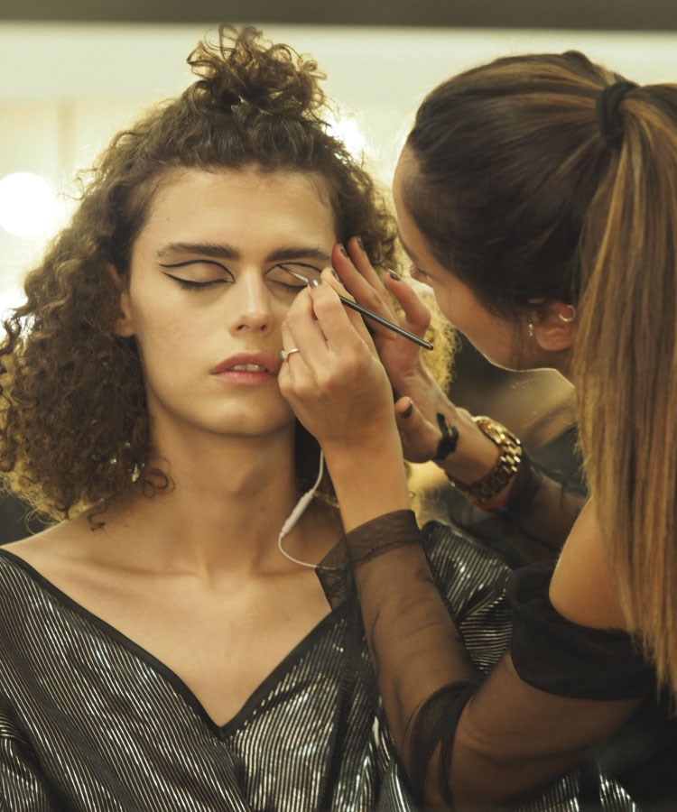 İstanbul Moda Haftası'ndan makyaj trendleri
