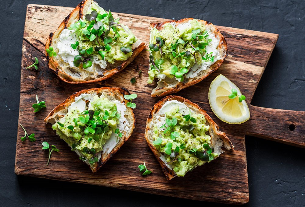 Avokadolu bruschetta tarifi