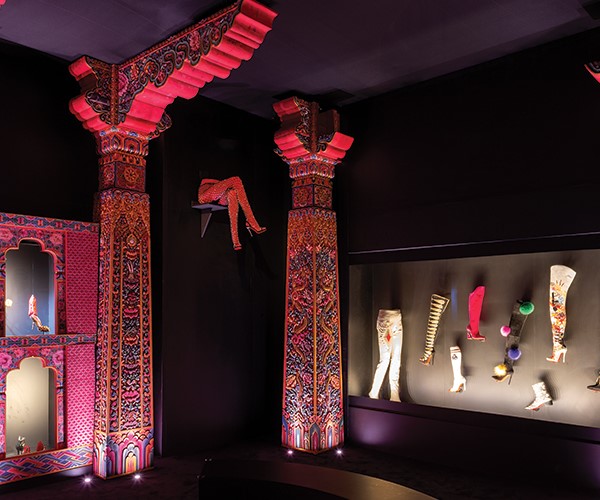Christian Louboutin: L'exhibition[iste] sergisinden notlar