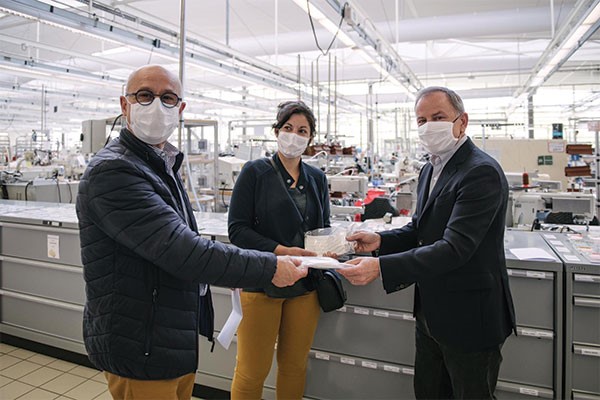 Louis Vuitton sağlık çalışanları için maske üretiyor