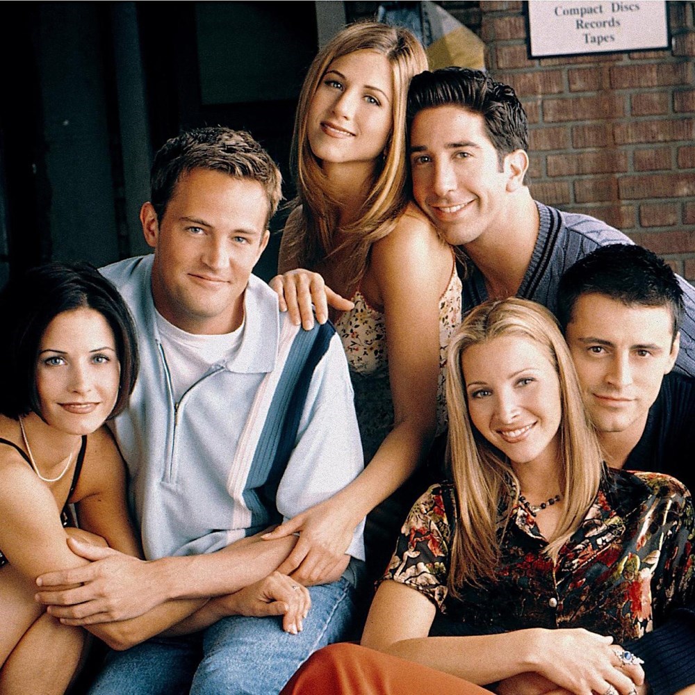 Friends Reunion müzikleri ile devam ediyor