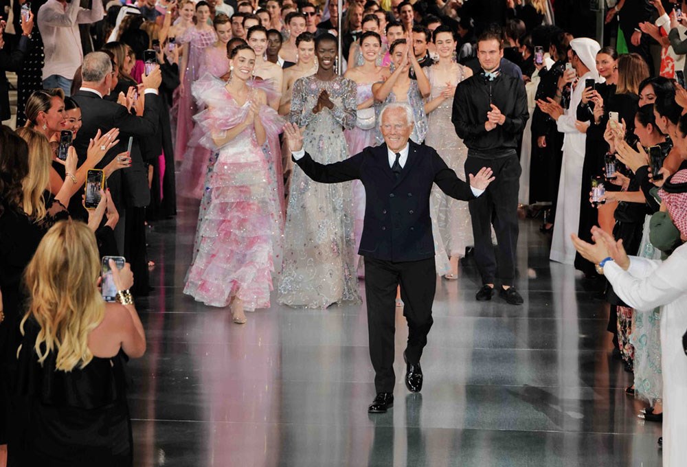Giorgio Armani tüm moda haftalarından çekildi