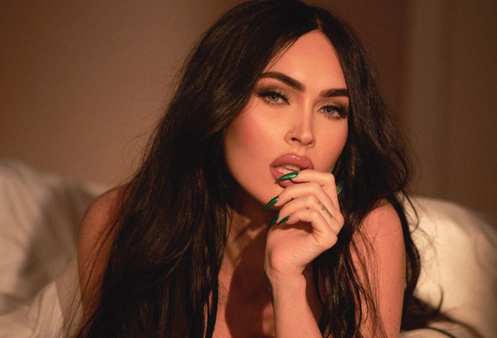 Megan Fox, nişanlısı Machine Gun Kelly ile oje koleksiyonu çıkardı