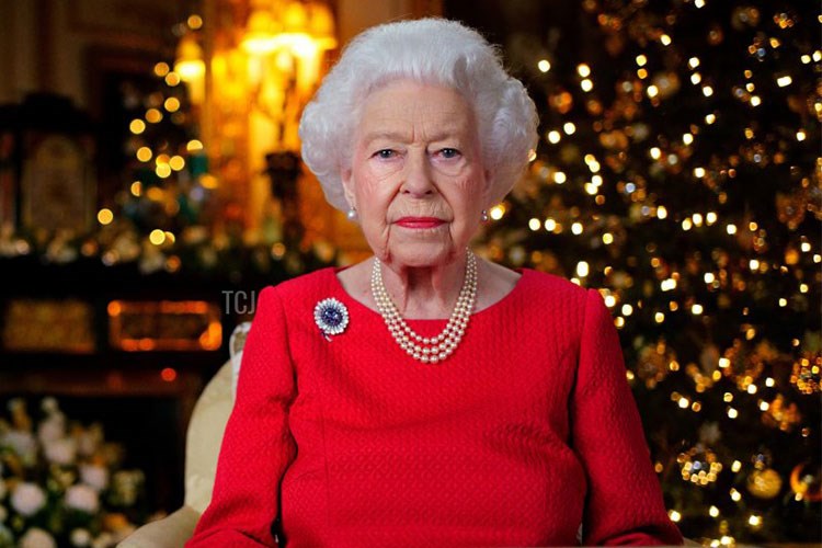 Kraliçe Elizabeth artık ketçap kraliçesi!