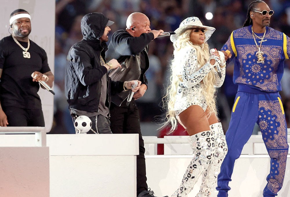 Super Bowl Halftime Show, rap müzik şöleni ve ünlüler geçidine sahne oldu