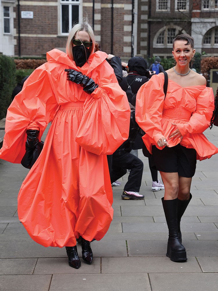 Londra Moda Haftası’ndan sokak stilleri