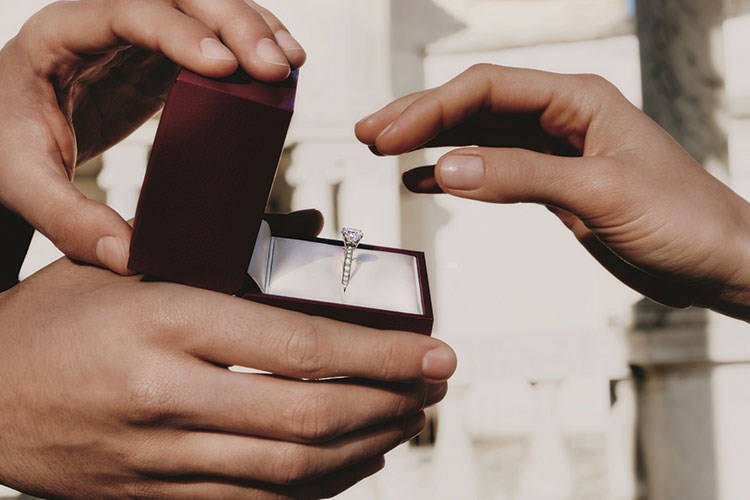 Bulgari, Bridal Kampanyası’nda aşkın şehri Roma’dan ilham alıyor