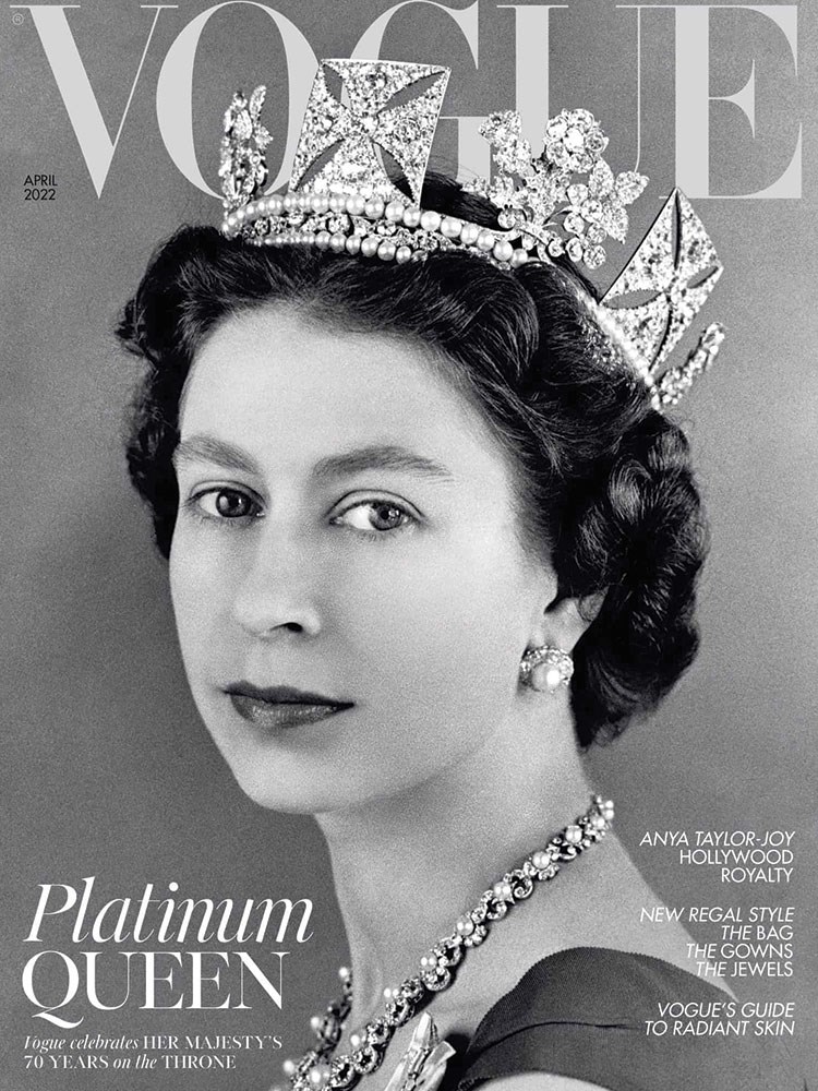 Kraliçe ilk kez Vogue dergisine kapak oldu