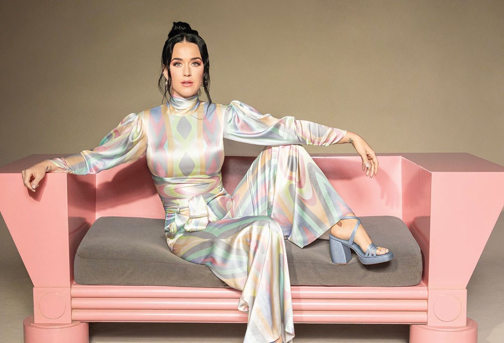 Katy Perry’den bahara özel ayakkabı koleksiyonu